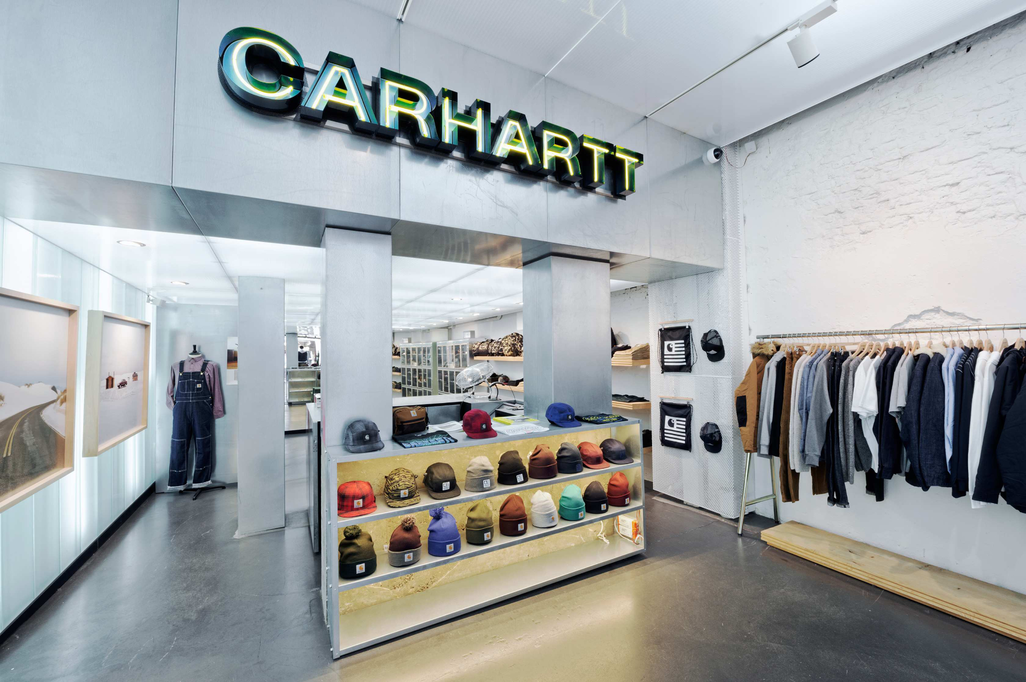 Carhartt shopping store