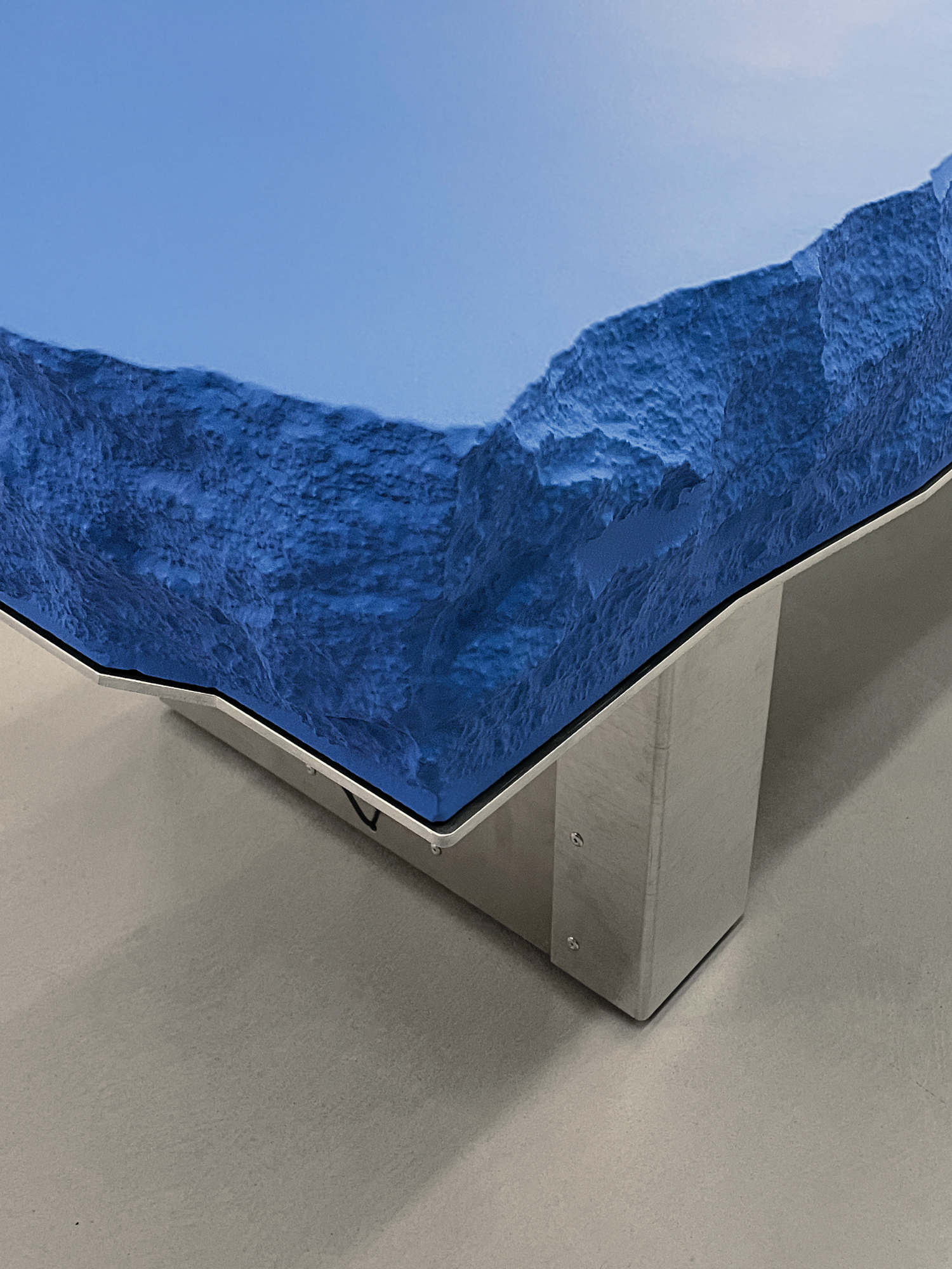 sentier — Ravanel and Nike’s first trail running store, co-produced by formlos.com