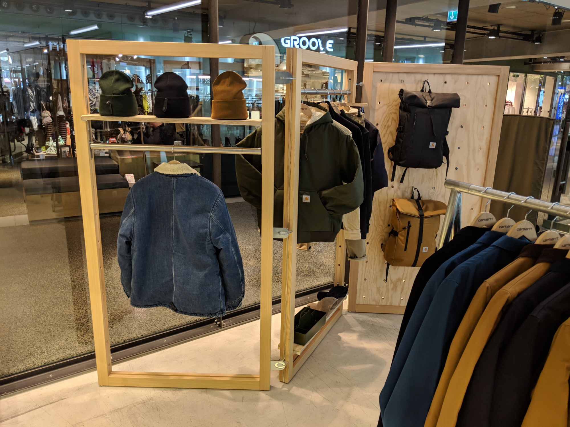 A carhartt shop in shop structure at the haus oberpollinger designed by formlos.com